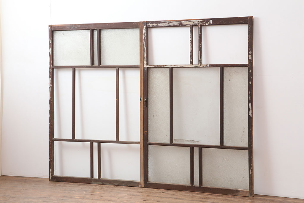 アンティーク建具　シンプルな木製フレームの窓2枚セット(ガラス戸、引き戸)(R-037055)