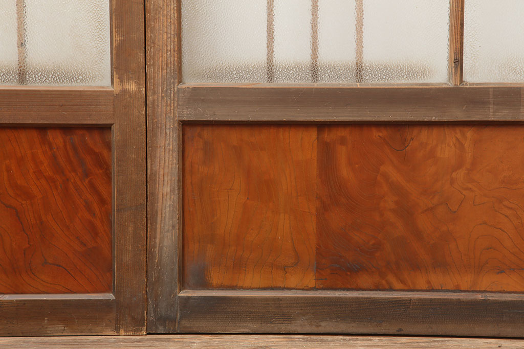 アンティーク建具　昭和初期　腰板ケヤキ材　上手物!レトロな雰囲気漂うガラス戸3枚セット(建具、引き戸)(R-037076)