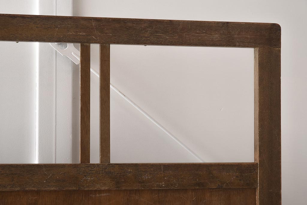 アンティーク家具 昭和中期 レトロな雰囲気漂うフック付き衝立