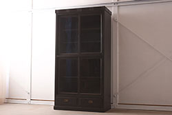 アンティーク家具　和製アンティーク　ノスタルジックな雰囲気漂う食器棚(ガラス戸棚、キャビネット、収納棚)(R-037257)