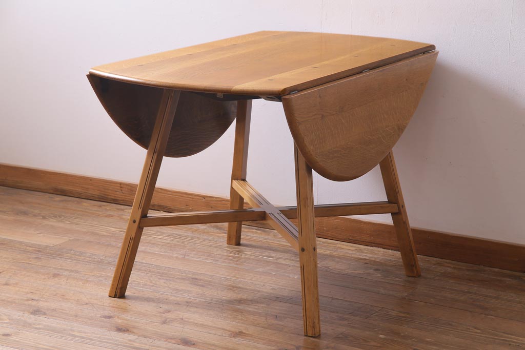 ヴィンテージ家具　英国イギリスビンテージ　ERCOL(アーコール)　オーク材製ダイニングテーブル(バタフライテーブル、エクステンションテーブル)(R-037321)