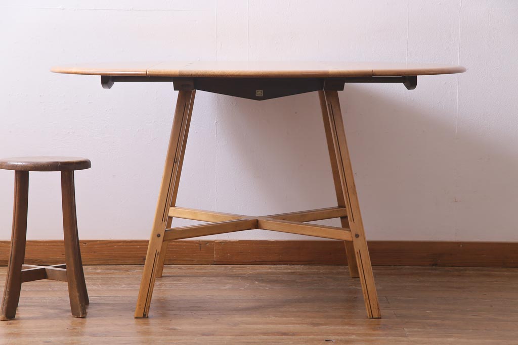 ヴィンテージ家具　英国イギリスビンテージ　ERCOL(アーコール)　オーク材製ダイニングテーブル(バタフライテーブル、エクステンションテーブル)(R-037321)