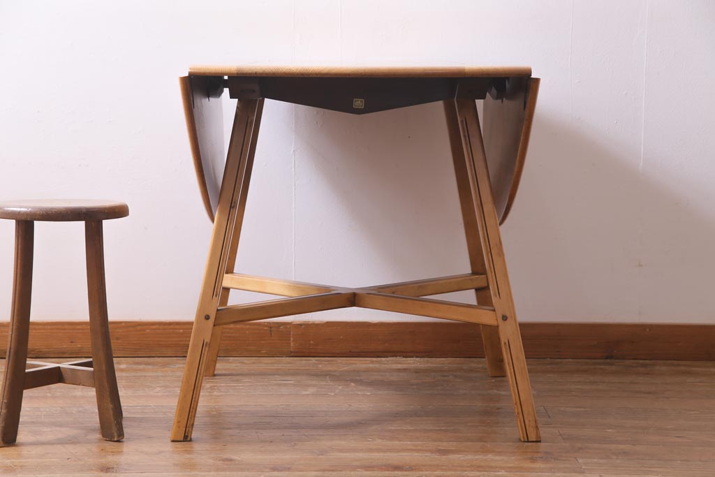 ヴィンテージ家具　英国イギリスビンテージ　ERCOL(アーコール)　オーク材製ダイニングテーブル(バタフライテーブル、エクステンションテーブル)(R-037321)