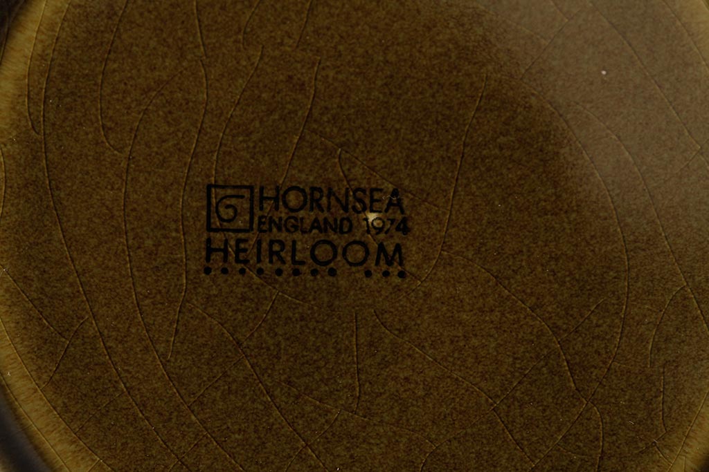 ヴィンテージ雑貨　イギリスビンテージ　HORNSEA(ホーンジー)　HEIRLOOM(エアルーム)　カップ&ソーサー3客セット(R-037325)