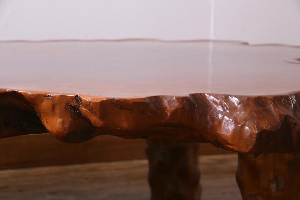 ヴィンテージ家具　葡萄杢・鳥眼杢　天板クスノキ(楠)材一枚板の座卓(ローテーブル、ビンテージ)(R-037351)