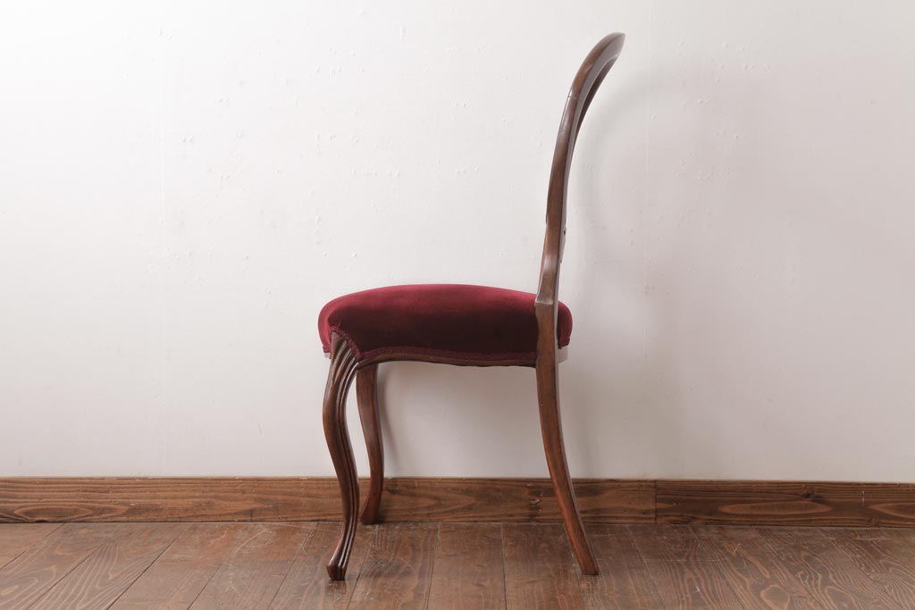 アンティーク家具　イギリスアンティーク　マホガニー材　優雅なバルーンバックチェア(ダイニングチェア、椅子)(R-037360)