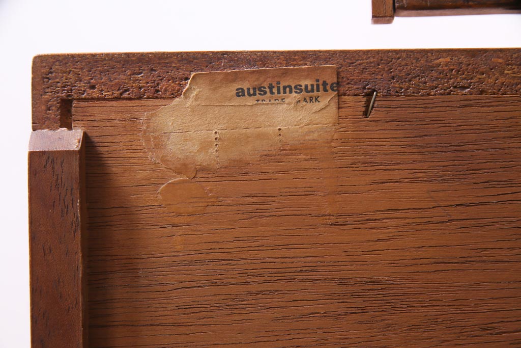 ヴィンテージ家具　Austinsuite(オースティンスイート)　チーク材　スタイリッシュな北欧スタイルのドレッサー(ドレッシングチェスト、鏡台、ビンテージ)