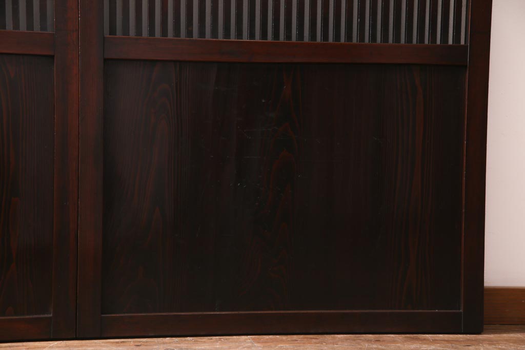 アンティーク建具　和製アンティーク　漆塗り　味わいたっぷりの明治大正期の板戸(引き戸、建具)2枚セット(R-037364)