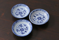 アンティーク雑貨　中国　古染付小皿3枚セット(和食器)(R-037380)