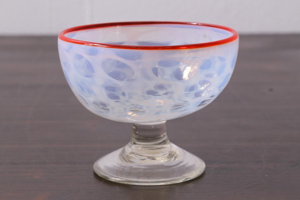 アンティーク雑貨　大正期　赤縁　水玉文　碗形　氷コップ　吹ガラス(R-037389)