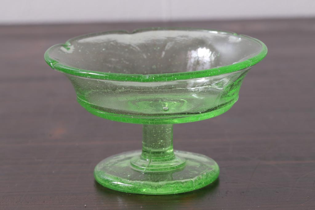 アンティーク雑貨 昭和初期 プレスガラス ウランガラスのレトロな氷
