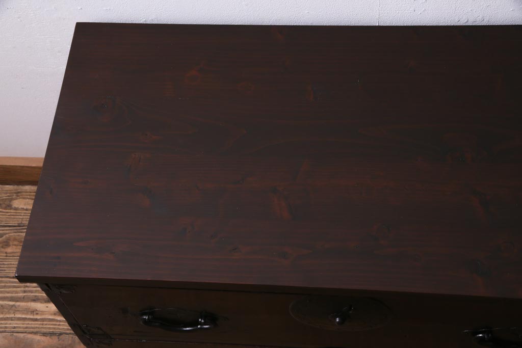 アンティーク家具　明治期　前面栗材　天板リメイク　桜丸金具の米沢箪笥ローチェスト(引き出し)(R-037340)