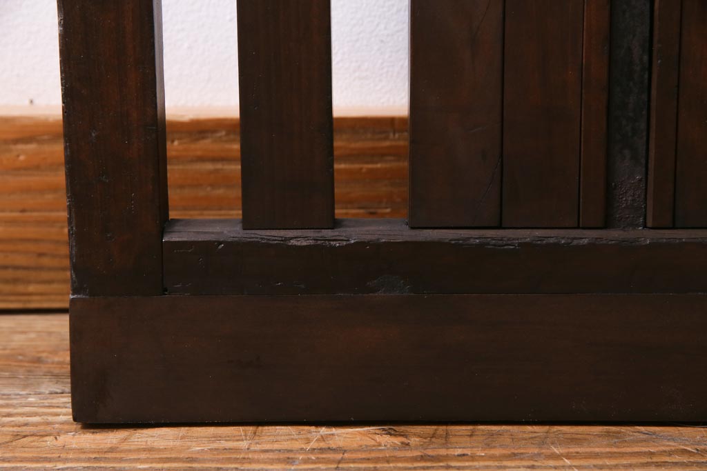 アンティーク建具　和製アンティーク　明治大正期　和の雰囲気漂うシンプルな格子戸1枚(建具、引き戸)(R-037403)