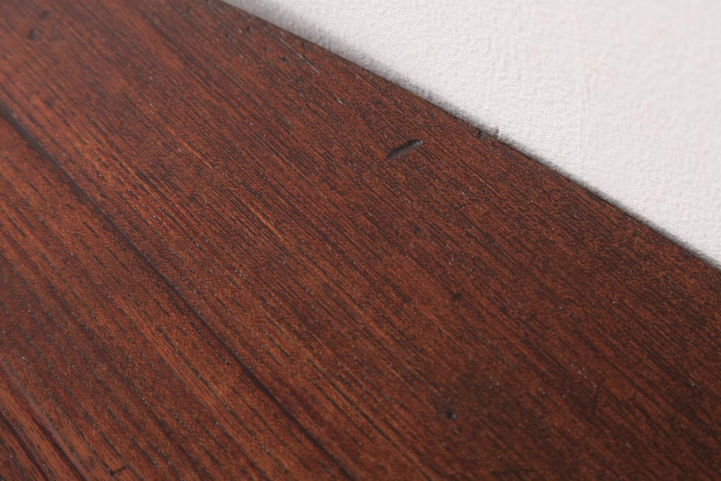レトロ家具　渋みのある小さなちゃぶ台(ローテーブル)(R-037407)