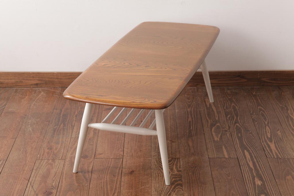 ヴィンテージ家具　イギリスビンテージ　ERCOL(アーコール)　マガジンラック付き　ナチュラルペイントコーヒーテーブル(センターテーブル)(R-037429)