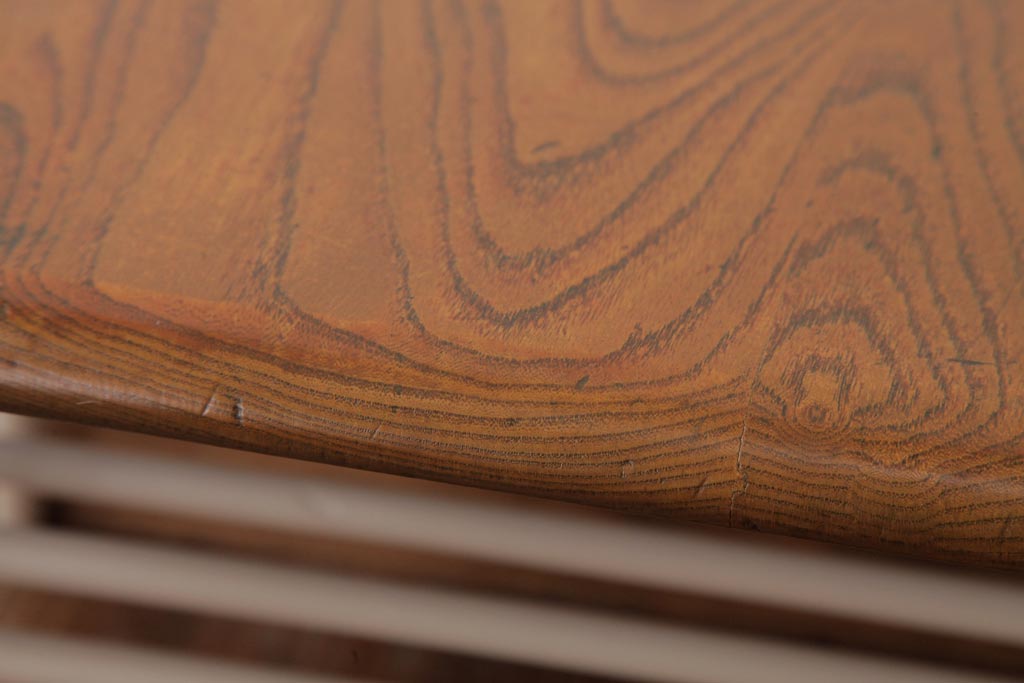 ヴィンテージ家具　イギリスビンテージ　ERCOL(アーコール)　マガジンラック付き　ナチュラルペイントコーヒーテーブル(センターテーブル)(R-037429)