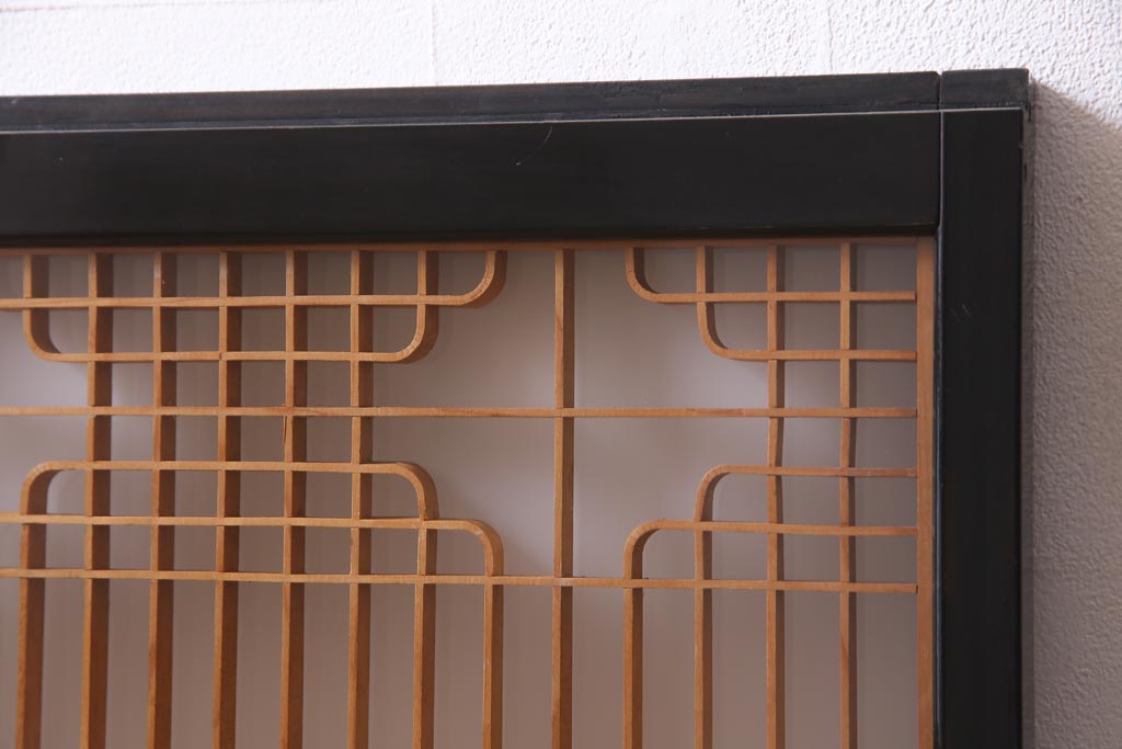 アンティーク家具　ラフジュ工房オリジナル　古建具リメイク　組子の引き戸が風情漂うキャビネット(収納棚、戸棚、書院戸)(R-037430)