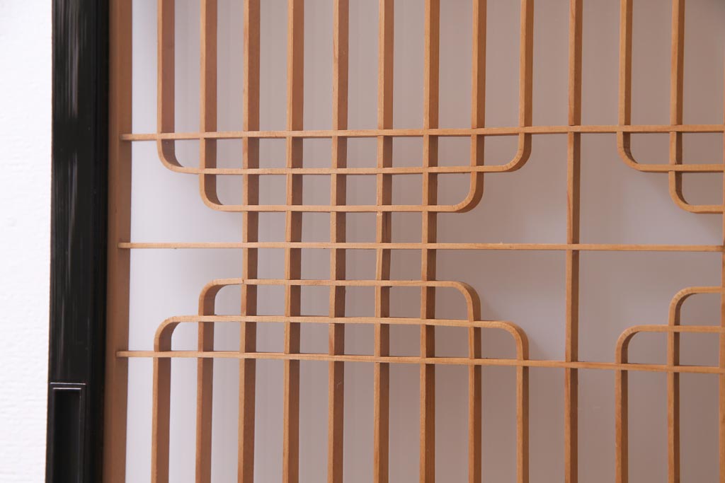 アンティーク家具　ラフジュ工房オリジナル　古建具リメイク　組子の引き戸が風情漂うキャビネット(収納棚、戸棚、書院戸)(R-037430)