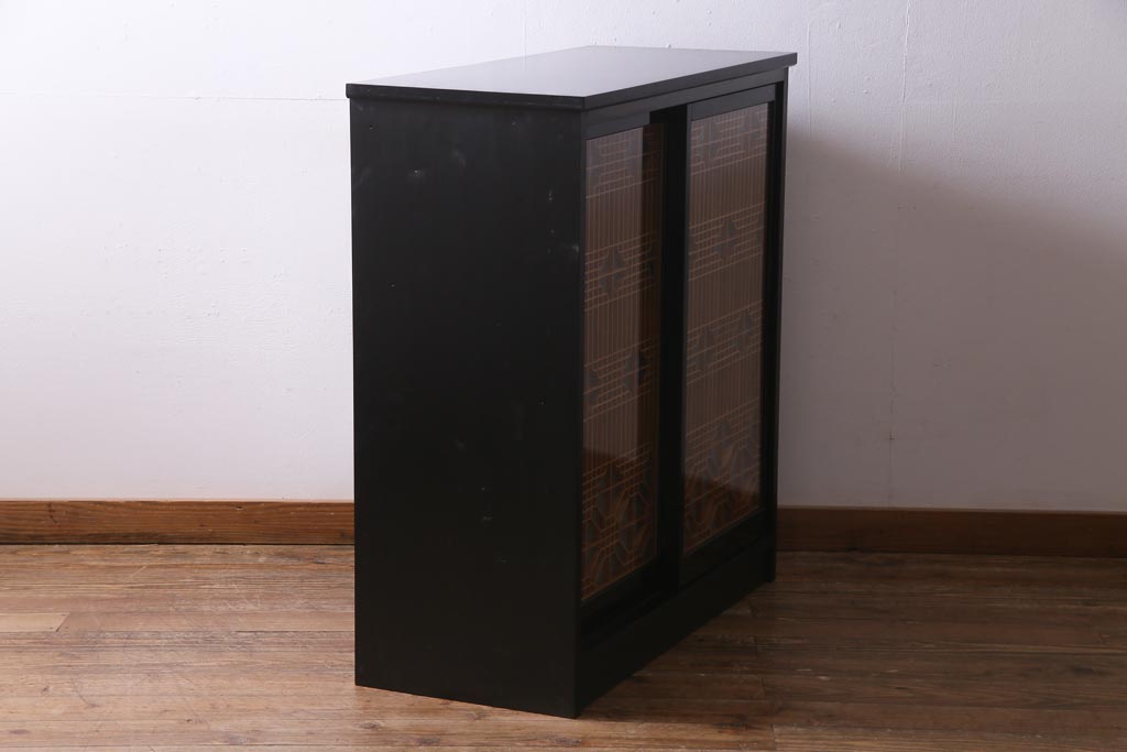 アンティーク家具　ラフジュ工房オリジナル　古建具リメイク　組子の引き戸が風情漂うキャビネット(収納棚、戸棚、書院戸)(R-037430)