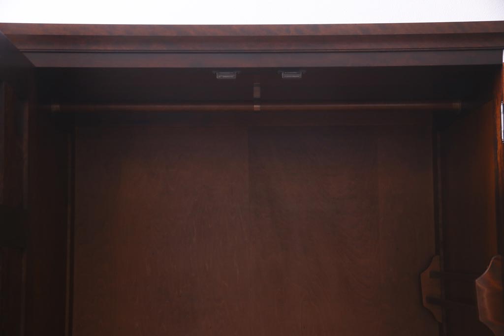 中古　北海道民芸家具　#503　たっぷり収納できる洋服タンス(収納棚、ワードローブ)(R-037439)