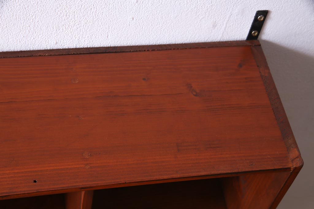 ラフジュ工房オリジナル　古材リメイク家具　3×3マス　収納とディスプレイが楽しめる壁掛けマス目棚(壁掛け収納棚、ウォールラック)(R-037442)
