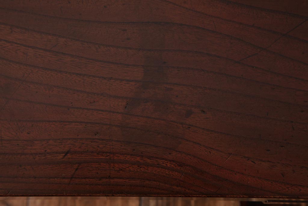 アンティーク家具　和製アンティーク　大正昭和初期　総ケヤキ材　美しい杢目と脚の意匠が印象的な文机(ローテーブル)(R-037502)