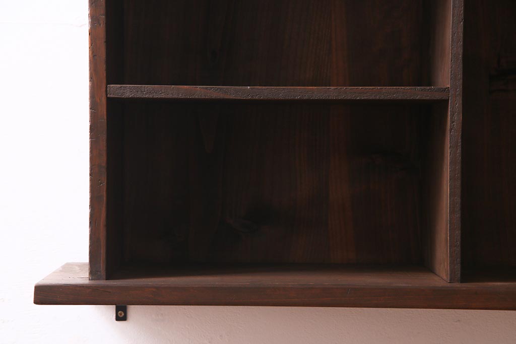 ラフジュ工房オリジナル　古材リメイク　アンティーク材を活かしたウォールシェルフ(壁掛け棚、吊り棚、ウォールラック)(R-037508)