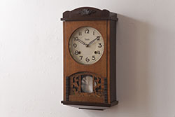 レトロ雑貨　Meiji(明治時計社)　手巻き　透かし彫り　モダンなデザインがおしゃれなゼンマイ式振り子時計(柱時計、掛け時計)(R-037531)