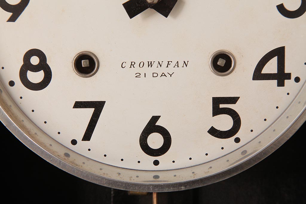 ビンテージ雑貨　堀田時計店　N.H.T　CROWNFAN　21DAY　ゼンマイ式　淡いペイントがおしゃれな振り子掛時計(柱時計、壁掛け時計)(R-037533)