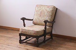 ヴィンテージ家具　イギリスビンテージ　ERCOL(アーコール)　Old Colonial(オールドコロニアル)　ニレ材　シックな佇まいのイージーチェア(アームソファ、1人掛けソファ)(R-037537)