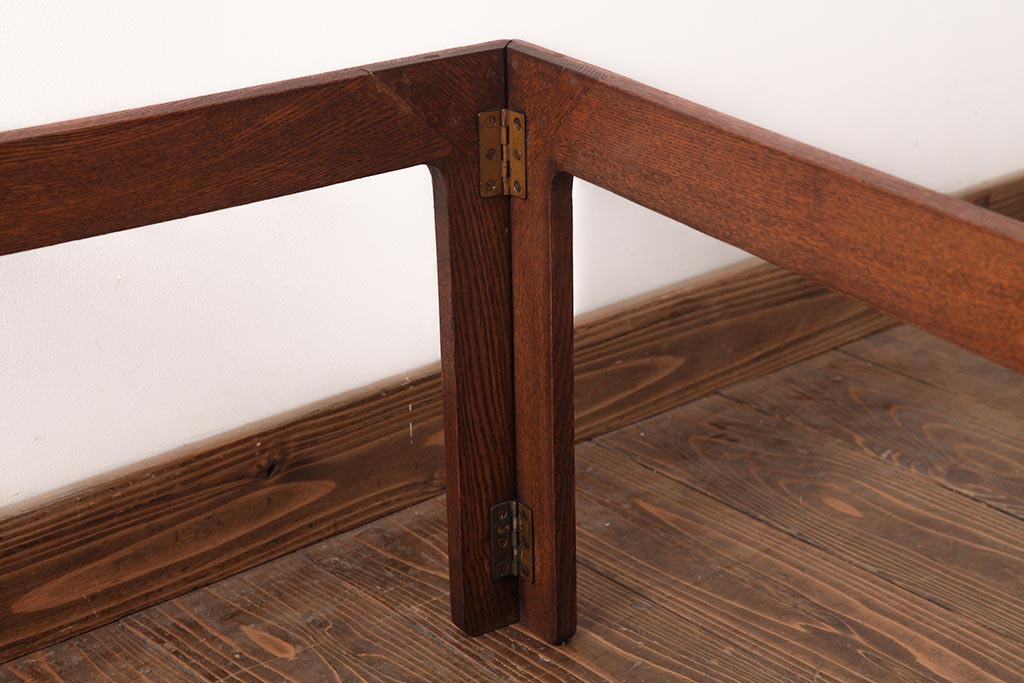 レトロ家具　エンジュ(槐)材　漆塗り　折り畳み式の珍しい座卓・大(ローテーブル)(R-037546)