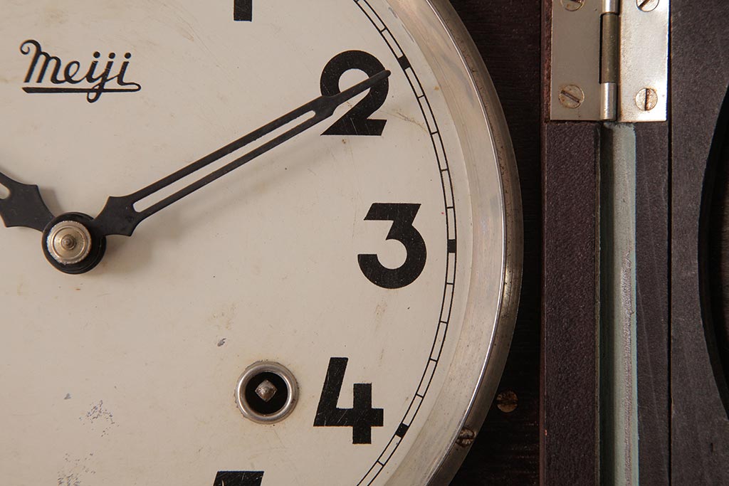 アンティーク雑貨　ペイント　Meiji(明治時計社)　手巻き式　レトロシックな掛け時計(柱時計、振り子時計)(R-037556)