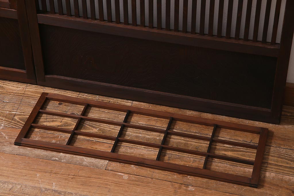 アンティーク建具　ダイヤガラス　裏障子枠付き　和モダンな雰囲気漂う格子戸2枚セット(ガラス帯戸、引き戸、建具)(R-037572)