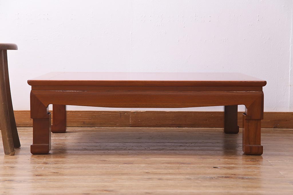 ビンテージ家具　総ケヤキ材　美しい杢目が楽しめる上品な座卓(ローテーブル)(R-037621)