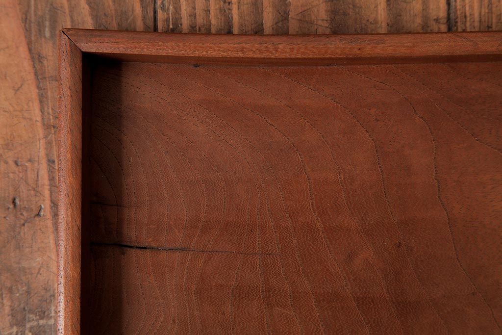アンティーク雑貨　古民具　総ケヤキ材　美しい杢目が楽しめるお盆2枚セット(トレー、角盆)(R-037636)