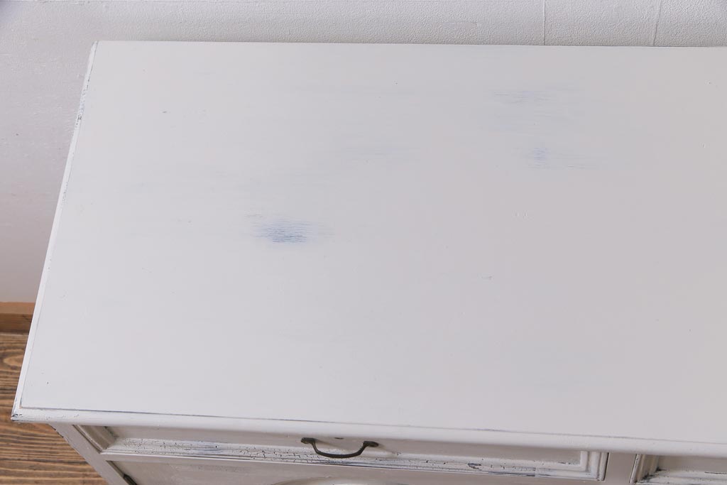 リメイク家具 フランスアンティーク シャビーシックな雰囲気が