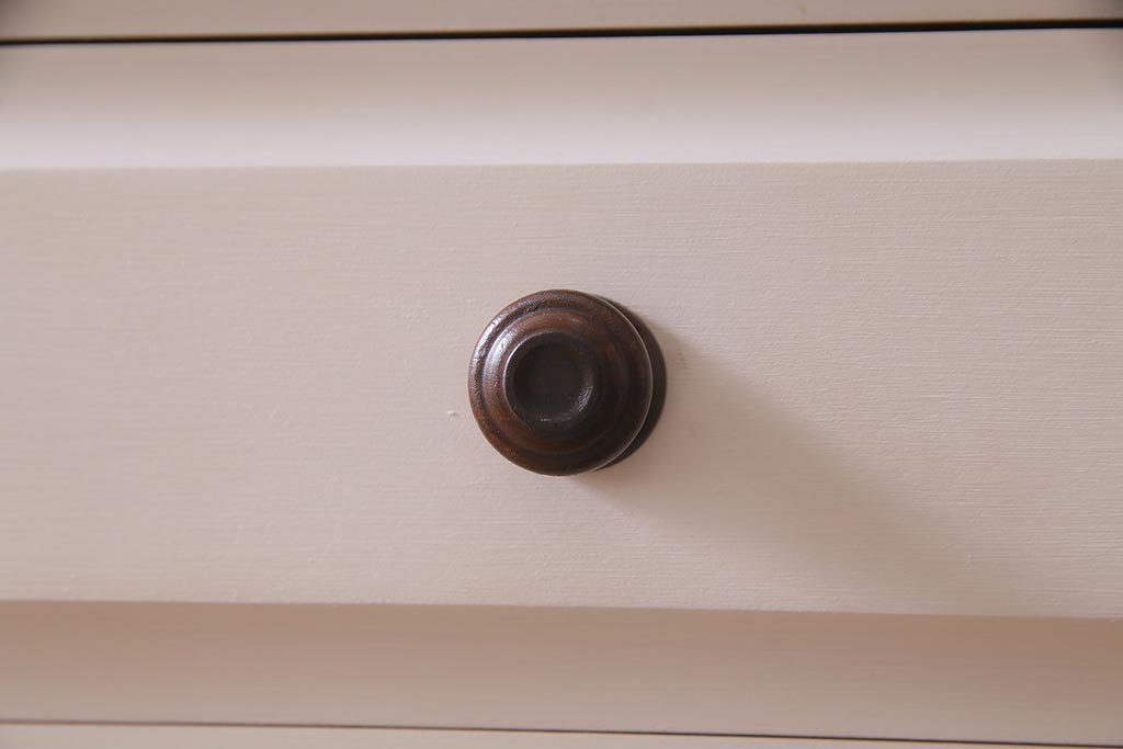 中古　リメイク　北海道民芸家具　上品さが感じられるレトロシックなペイントサイドボード(収納棚、戸棚)(R-037732)