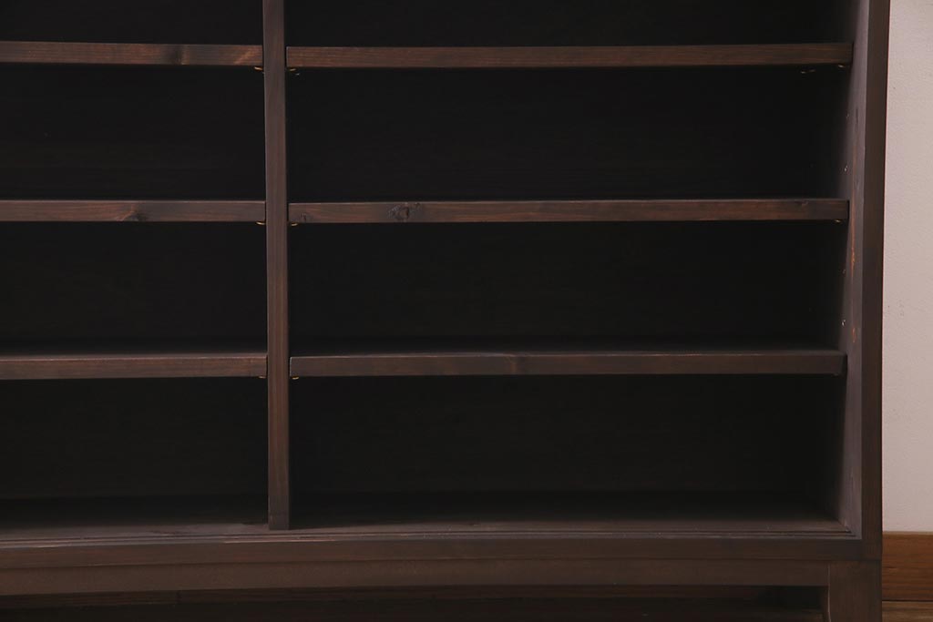 ラフジュ工房オリジナル　古建具リメイク　組子模様と障子紙が和モダンな雰囲気の脚付き戸棚(書院戸、組子、キャビネット)(R-037746)