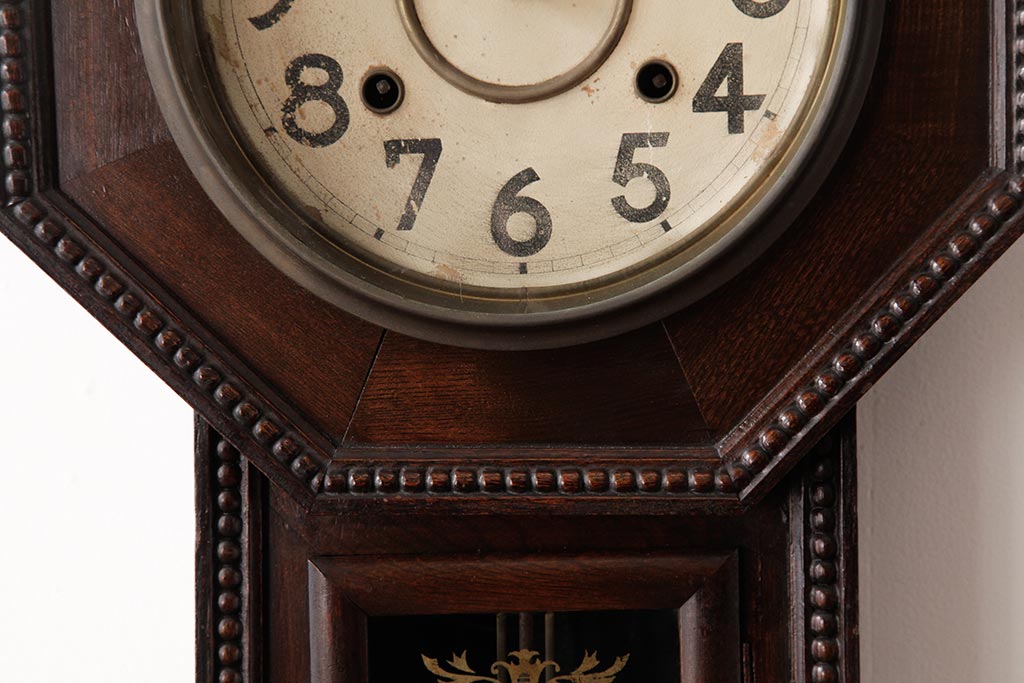 アンティーク雑貨 上品でレトロなデザインの八角掛け時計柱時計