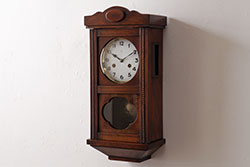 アンティーク雑貨　JUNGHANS(ユンハンス)社　手巻き式　レトロシックな振り子時計(柱時計、掛け時計、古時計)(R-037777)