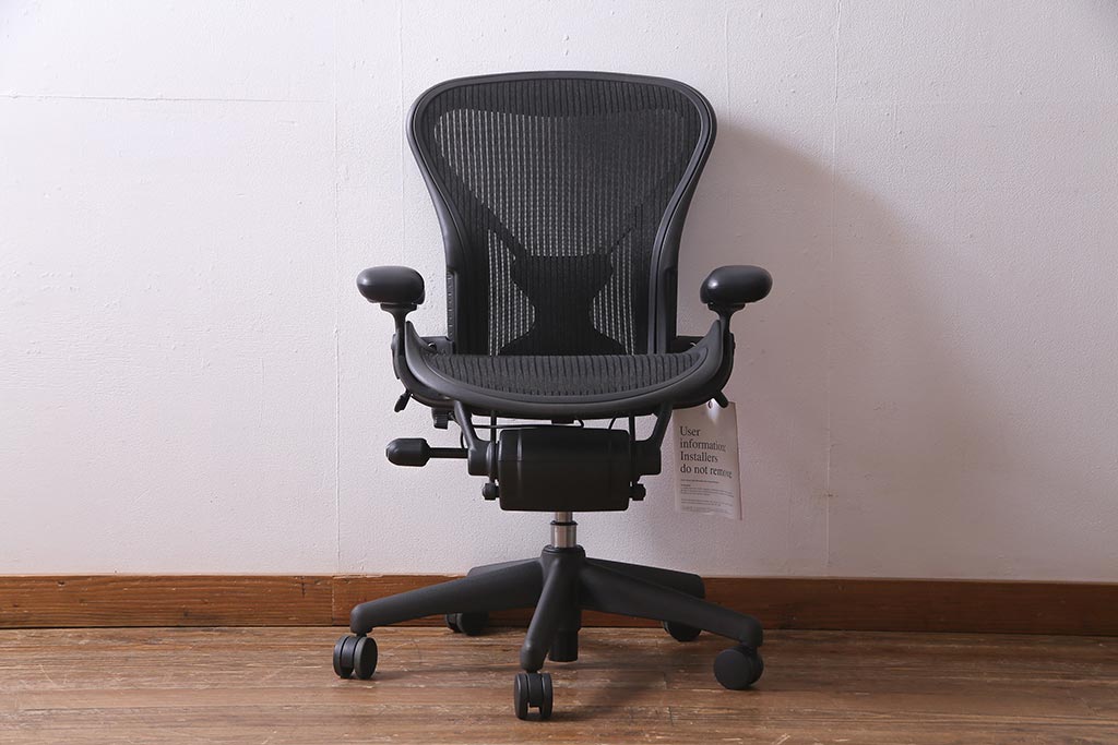 中古　Hermanmiller(ハーマンミラー社)　アーロンチェア(オフィスチェア、椅子、イス)(定価約19万円)(R-037782)