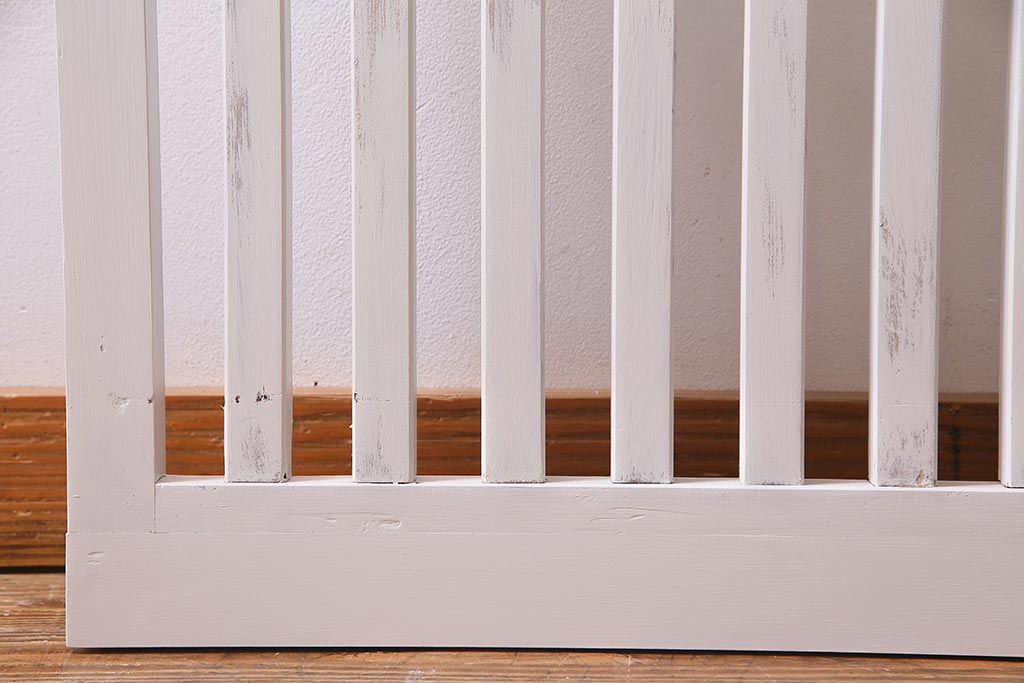 アンティーク建具 ホワイトペイントが爽やかな荒格子戸1枚