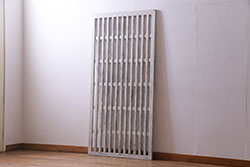 アンティーク建具　漆枠　松と鶴　杢目の美しい両面彫刻欄間2枚セット(明り取り、明かり取り、ランマ)(R-078749)