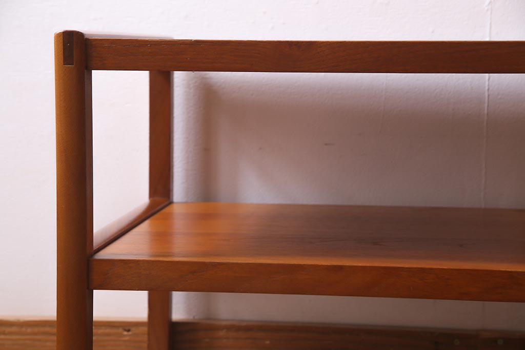 ヴィンテージ家具　A.H McINTOSH(マッキントッシュ)　チーク材　チェッカー柄のコーヒーテーブル(カフェテーブル、サイドテーブル、ビンテージ)(R-037903)