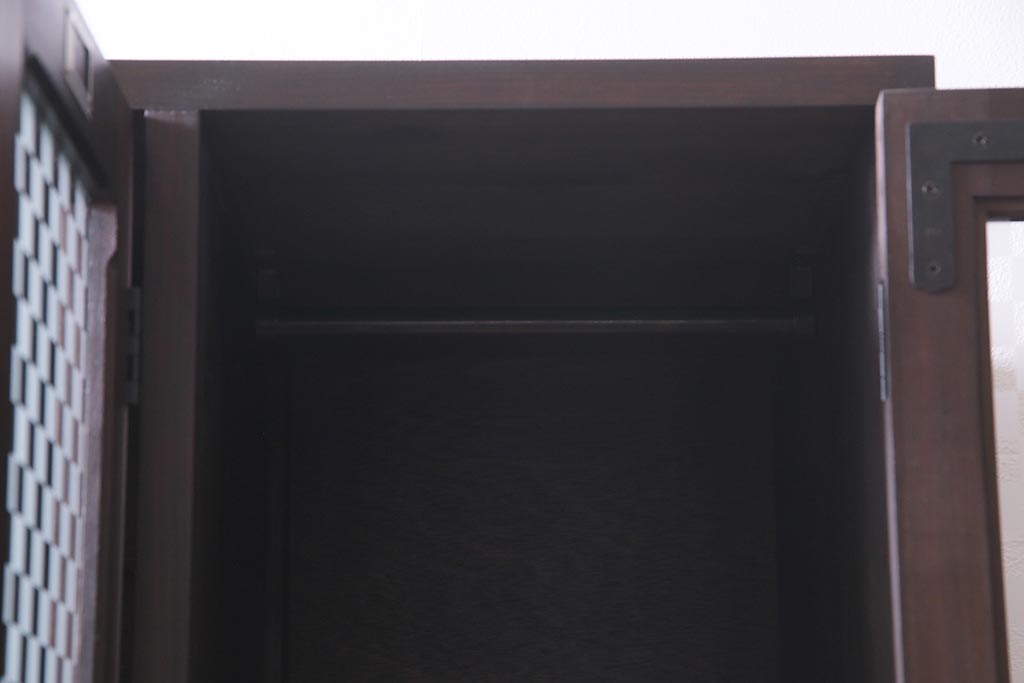 ラフジュ工房オリジナル　ヒノキ無垢材・ヒバ材　当店オリジナルガラス　レトロな佇まいが魅力的な2人用ロッカー(ワードローブ)(R-037923)