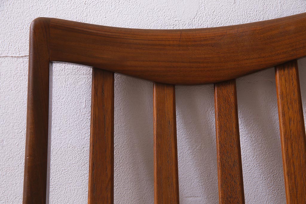 ヴィンテージ家具　　G-PLAN(ジープラン)　優しげな色合いの北欧風ダイニングチェア(椅子、ビンテージ)(R-037973)