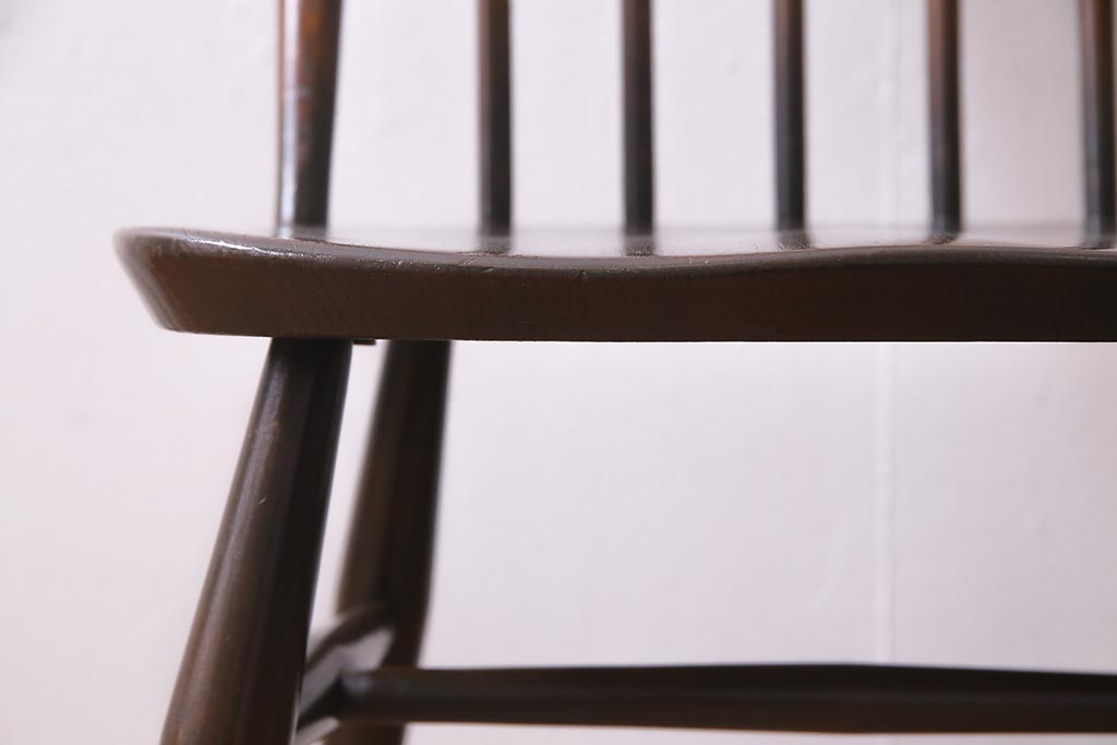 ヴィンテージ家具　イギリスビンテージ　ERCOL(アーコール)　美しく丈夫な作りが魅力的なクエーカーチェア(ダイニングチェア、椅子、ウィンザーチェア、ウインザーチェア)(R-037999)