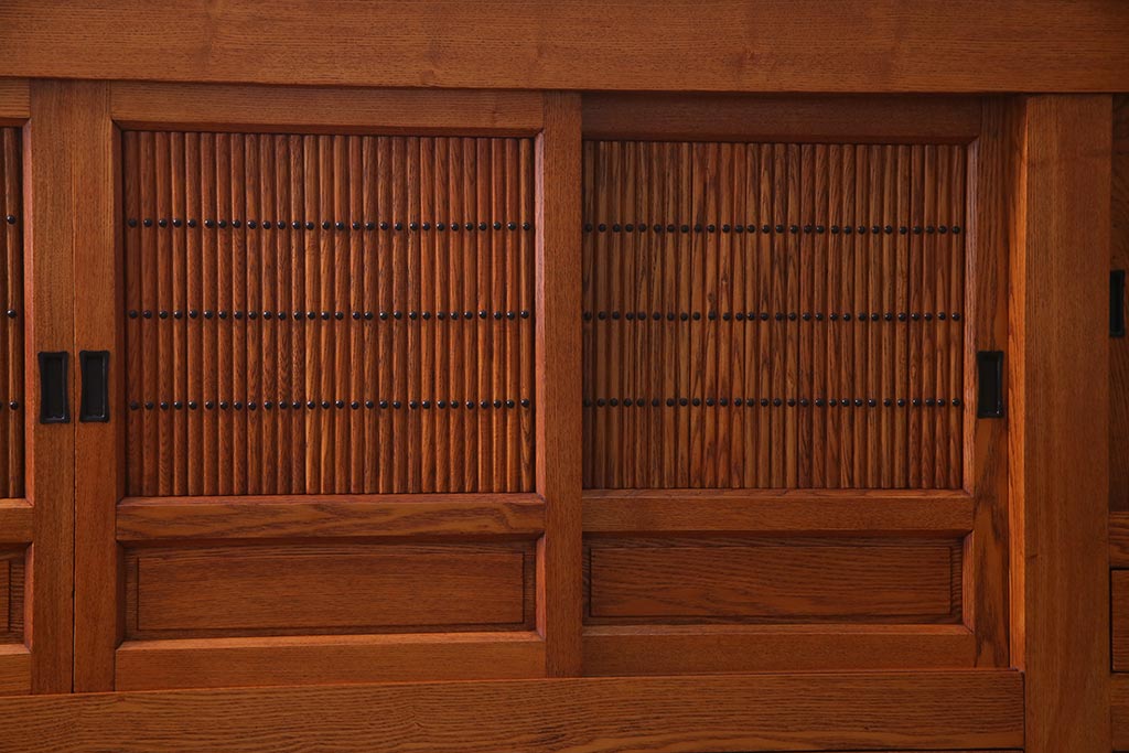 新古品　特大サイズ!　ニレ無垢材　和の空間作りに活躍する重ね9尺水屋箪笥(九尺水屋、サイドボード、和箪笥、収納棚)(R-038031)