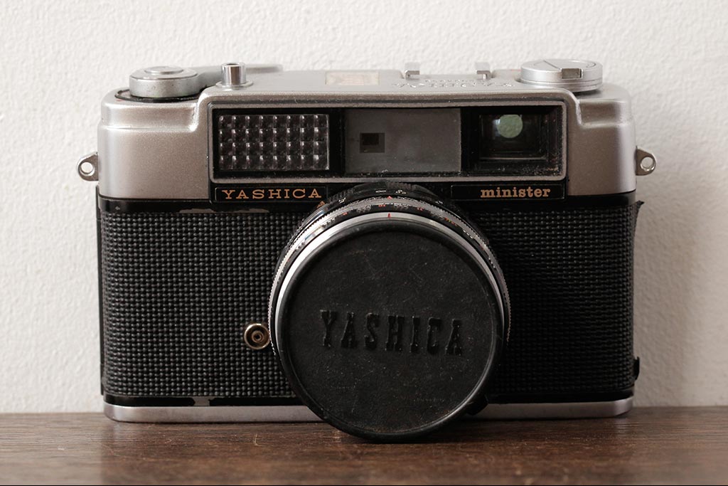 ビンテージ雑貨　YASHICA minister2(ヤシカ　ミニスター)　ヴィンテージカメラ(R-038105)