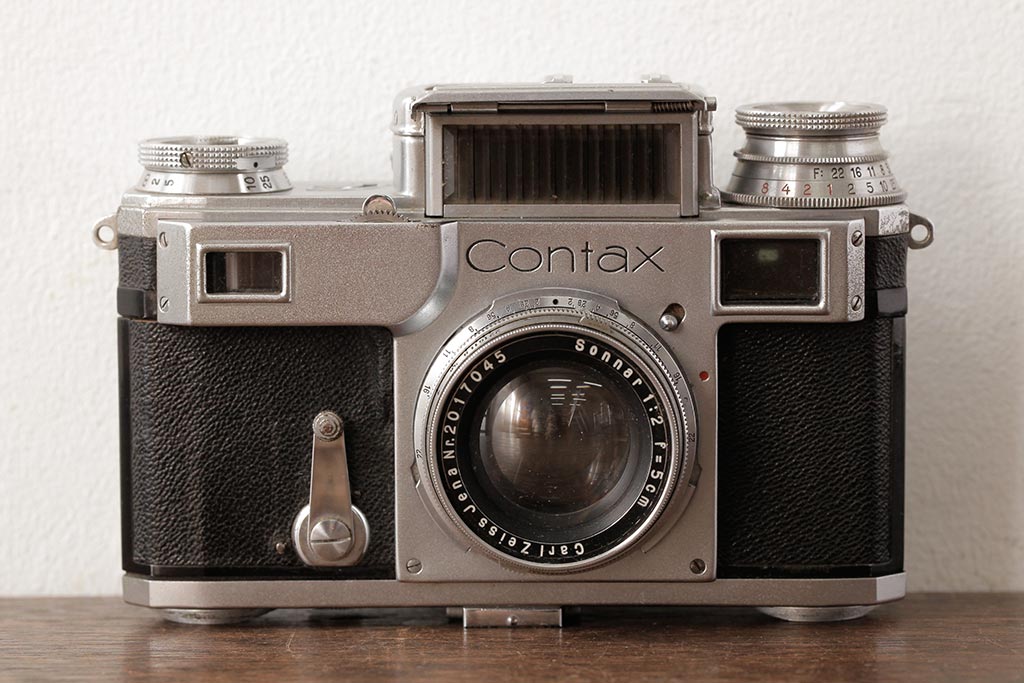 ジャンク品　アンティーク雑貨　希少品　CONTAX(コンタックス)　ZEISS IKON(ツァイスイコン) 　カメラ　ケース付き(R-038107)